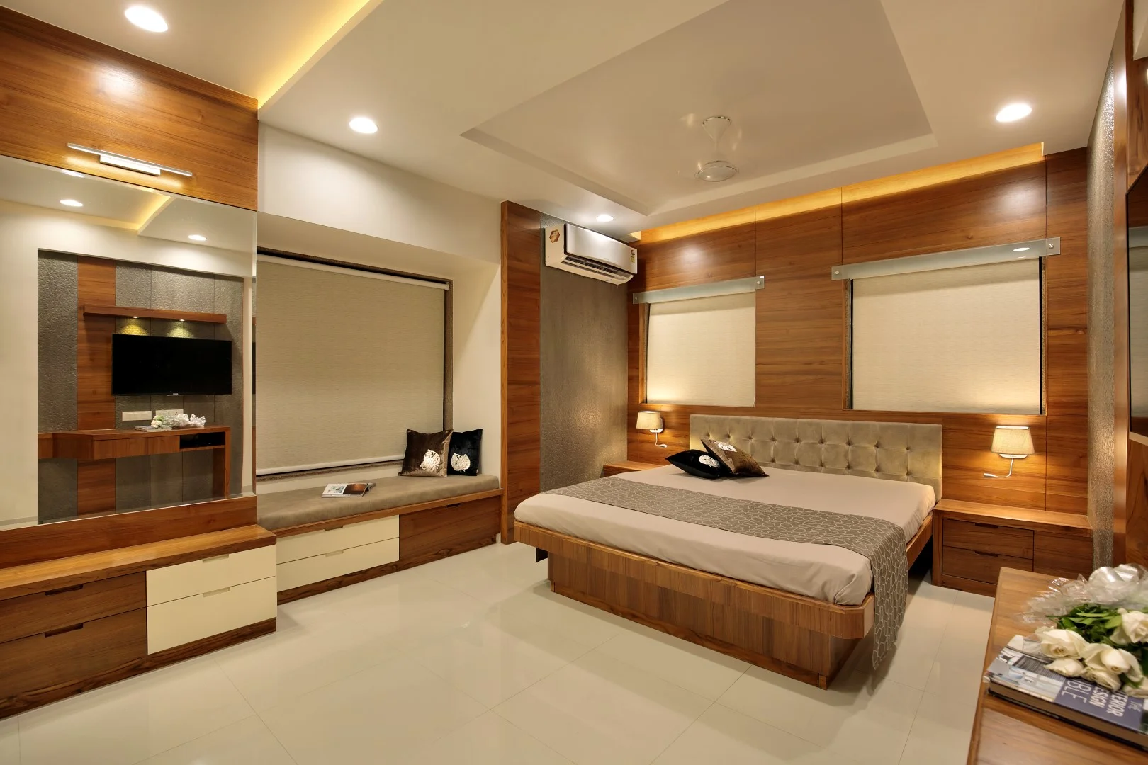 First Class Luxarious Bedroom