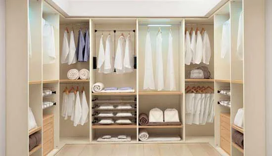 Almira & Closet