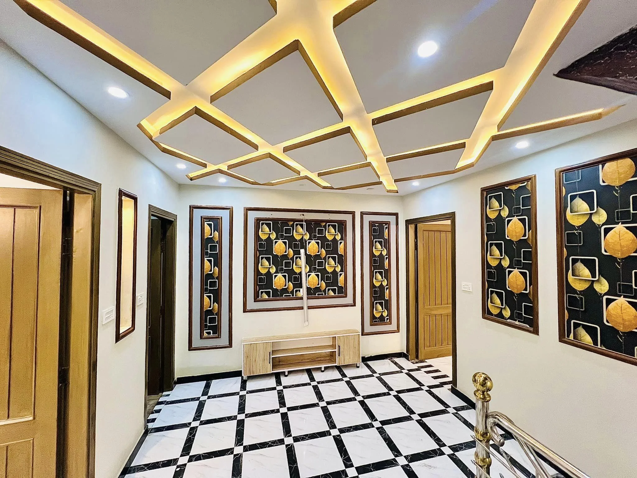 Standard Ceilling Decoration