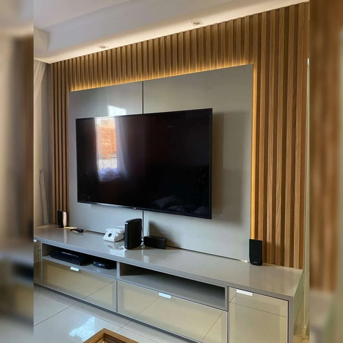 TV Room Decoration